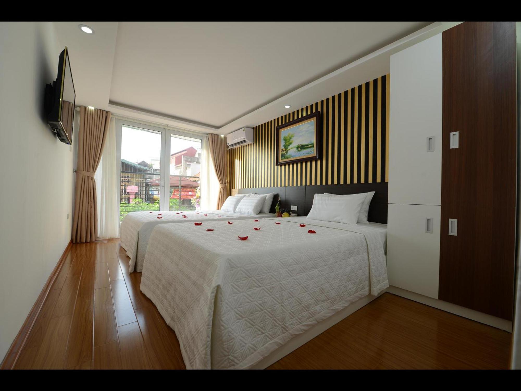 Deluxe Triple Room,828879971:JPEG